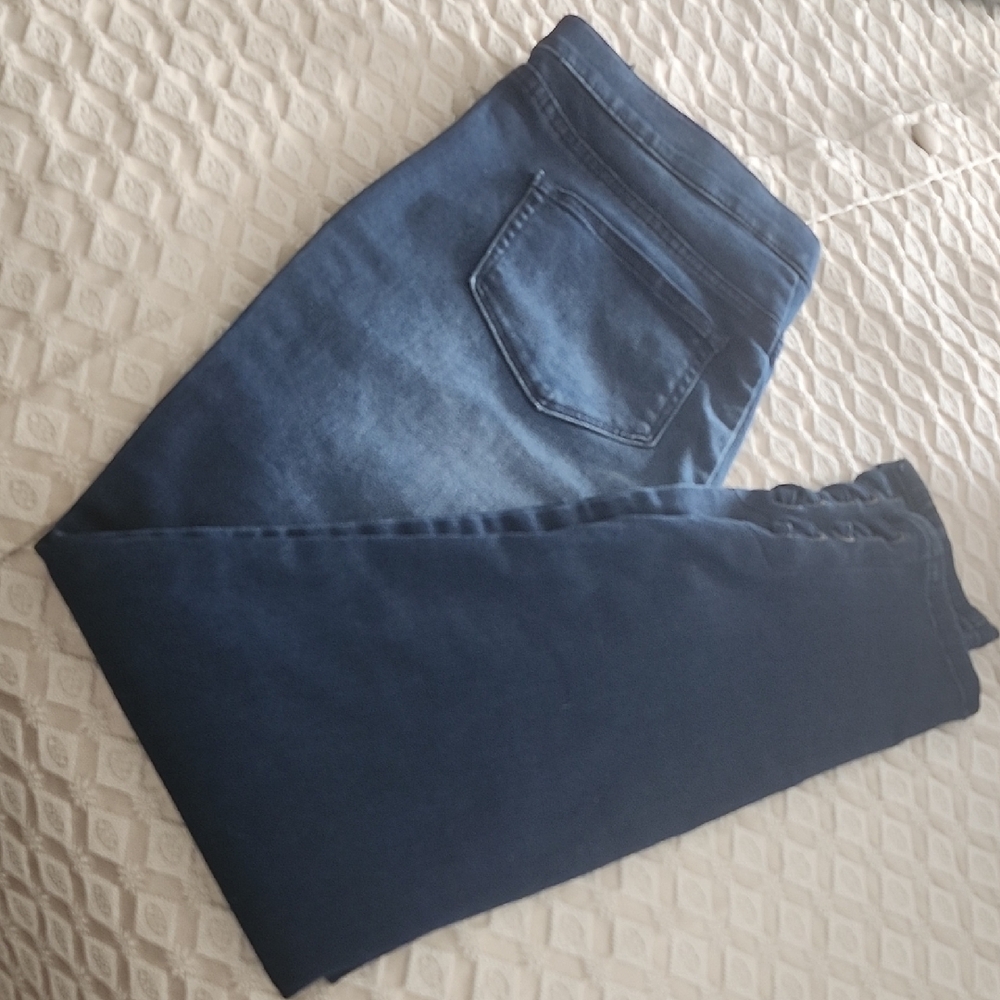 Jennifer Lopez Jeggngs Women's Jeans